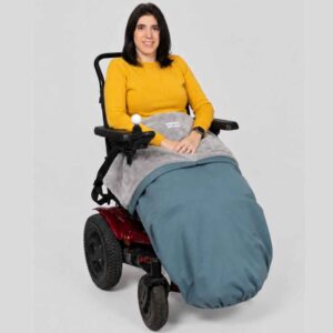 Protector impermeable simple Claudia de Monamur, diseñado para proteger los miembros inferiores frente a la lluvia.